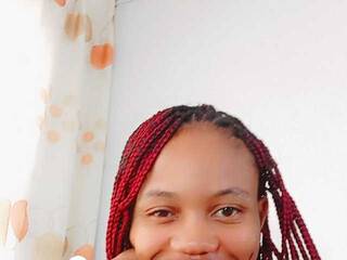 Еротски видео цхат Creamyyellowxxx