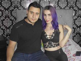 Еротски видео цхат CrisVsViolett