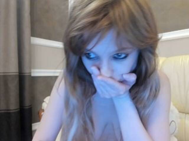 Емитовање снимка екрана cryptoslutty