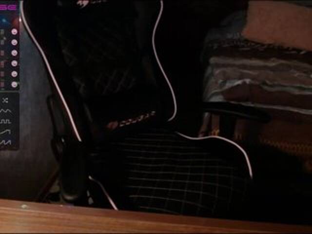 Емитовање снимка екрана AngelicPretty