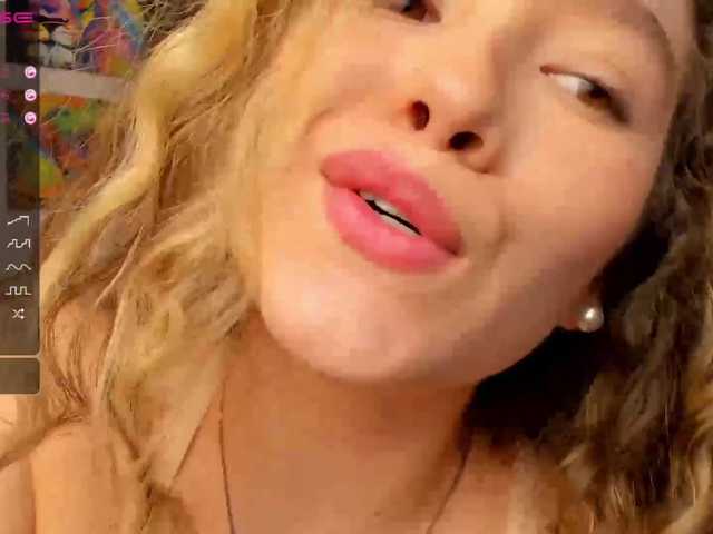 Емитовање снимка екрана curlygirl1