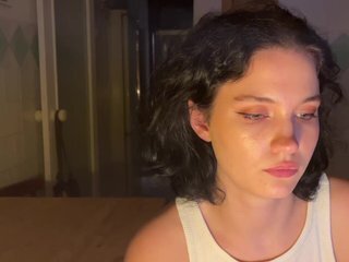 Еротски видео цхат curlymary
