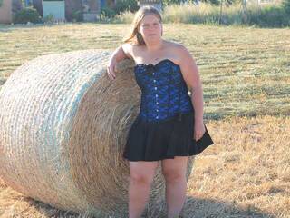 Еротски видео цхат curvyemma