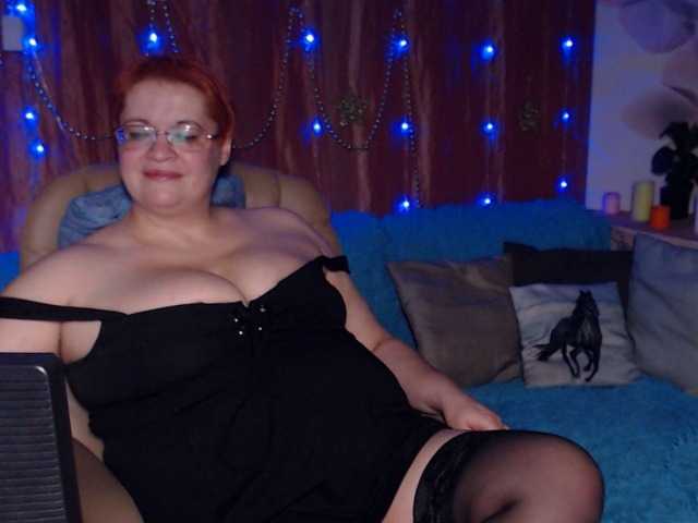 Фотографије CurvyMomFuck Let's play together? ;) I love to do squirt, anal, dirty, role games, fetish, feetplay, atm, dp, blowjob, full control lovense etc. [none] till hot squirt show! XOXO