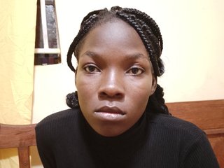 Еротски видео цхат Cute-Ebony