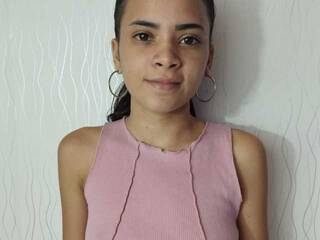 Еротски видео цхат Cute-michel