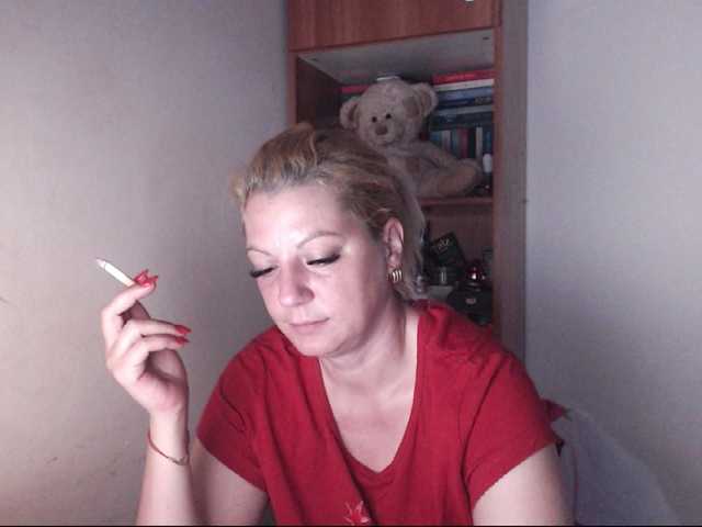 Емитовање снимка екрана BeautyMilf