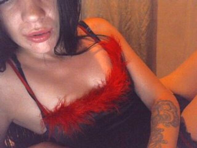 Емитовање снимка екрана cutekiten