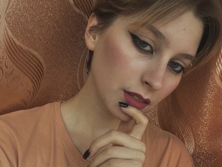 Еротски видео цхат CuteKitty19