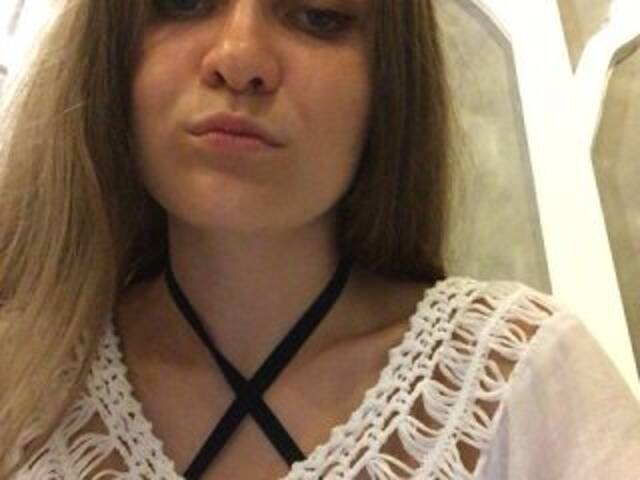 Емитовање снимка екрана Eliness