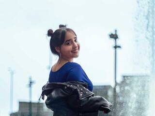 Еротски видео цхат Dafnebloshhh