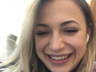 Емитовање снимка екрана DaisyCrazyyy