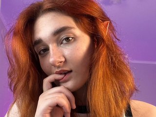 Еротски видео цхат DaisyLee07