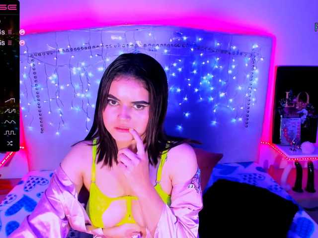 Фотографије Daliaaprilx Welcome guys, let's have fun show pussy 70, show boobs 60, show ass 50, dildo pussy 120, anal 300, deep Throat 100, squirt 300, naked 120.