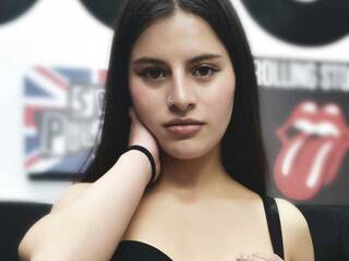 Еротски видео цхат DanielaCat