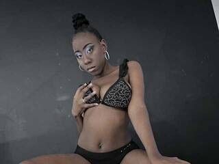 Еротски видео цхат DanielaKiston