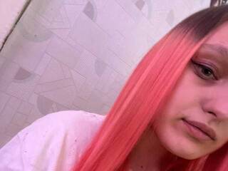 Еротски видео цхат DaniellaMills