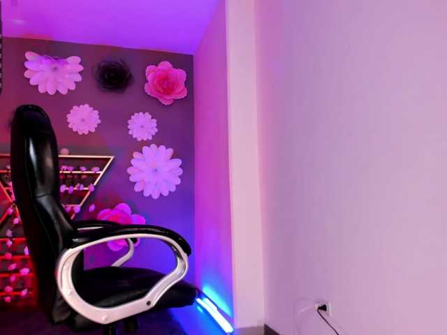 Емитовање снимка екрана DanielleRaY