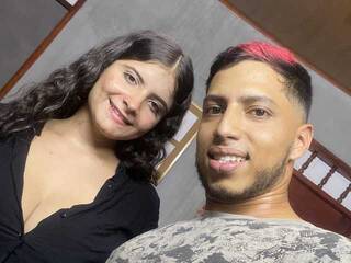 Еротски видео цхат Danna-Leo