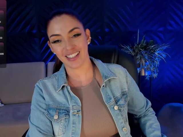 Фотографије DannieSmith1 ♥ ​They ​say ​I ​am ​an ​expert ​in ​sex. ​Shall ​we ​check ​it ​out? ♥ IG @danniesmith111♥ Make my day @remain tks left ♥