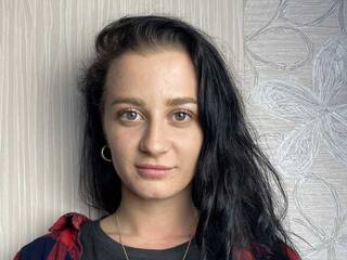 Еротски видео цхат DarinaMoore