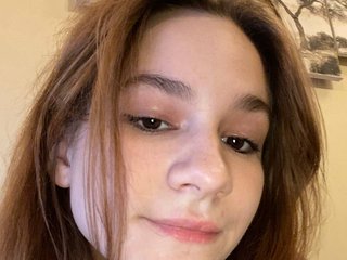 Еротски видео цхат DaringDaisy