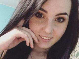 Еротски видео цхат DarkFoxyX