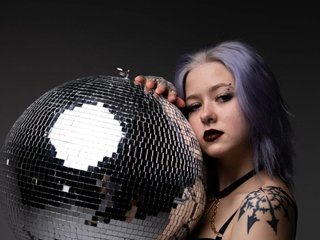 Еротски видео цхат DARKIRIS