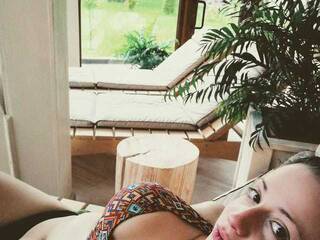 Еротски видео цхат Dashasmile