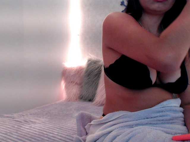 Емитовање снимка екрана dayaneevans1