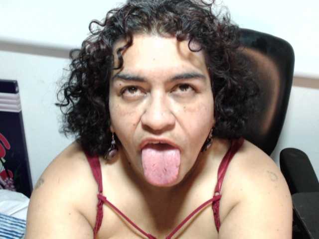 Фотографије DAYANMATURE # Grandmother # oral #Anal #Latina # bbw# bigtits