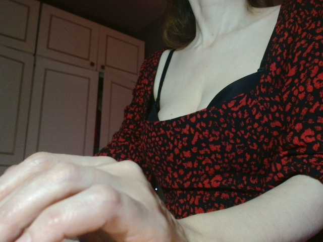 Емитовање снимка екрана DeesseDivine