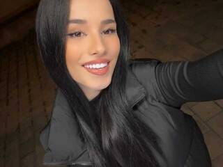 Еротски видео цхат DeeaLexa