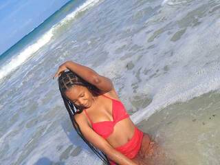 Еротски видео цхат DeliciousDollDaisy