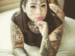 Еротски видео цхат Demon-Girl