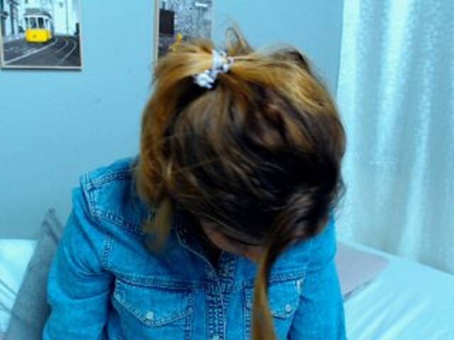 Емитовање снимка екрана dianeemendess