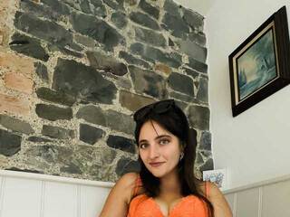 Еротски видео цхат DInaraXRose