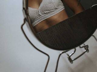 Еротски видео цхат Dinulya1