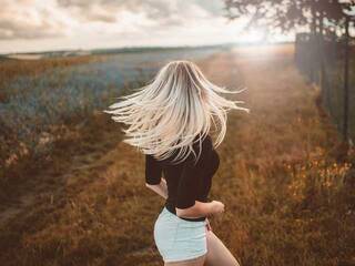 Еротски видео цхат DIVA2222