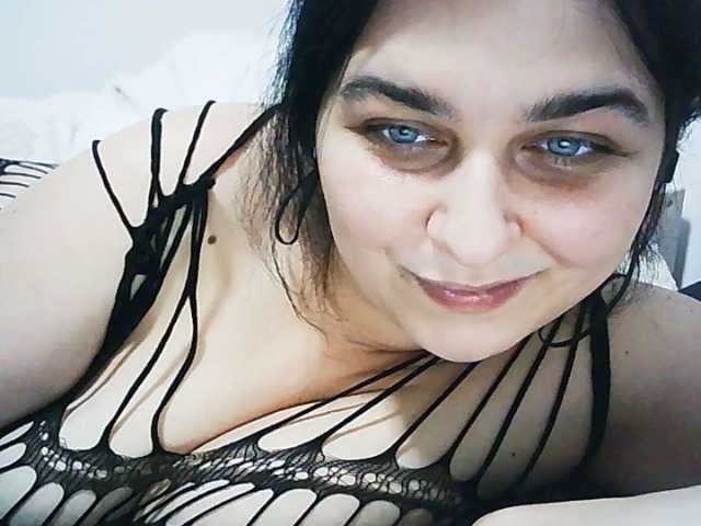 Фотографије djk70 #milf #boobs #big #bigboobs #curvy #ass #bigass #fat #nature #beautiful #blueeyes #pussy #dildo #fuck #sex #finger #face #eyes #tongue #bigmilf