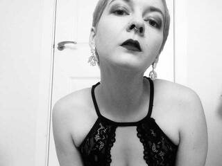 Еротски видео цхат Dntfallasleep