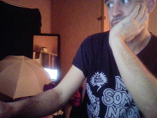 Емитовање снимка екрана Doggysx