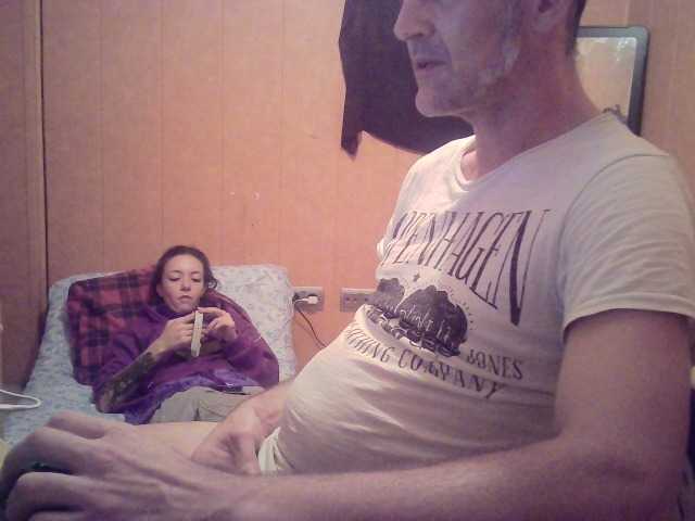 Фотографије Doggysx daddy and her slutty girl 23 and 43 years #sex #daddy #teen #new