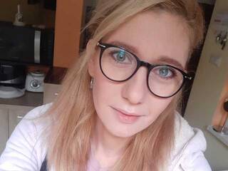 Еротски видео цхат Dolce-Eva