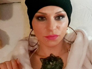 Еротски видео цхат DolceVioleta92