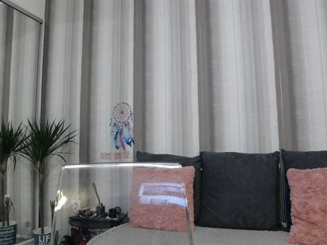 Емитовање снимка екрана Dollyada