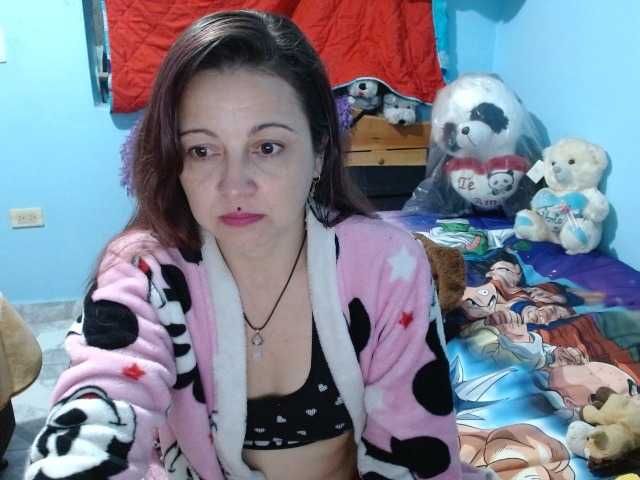 Емитовање снимка екрана DominatrizFun