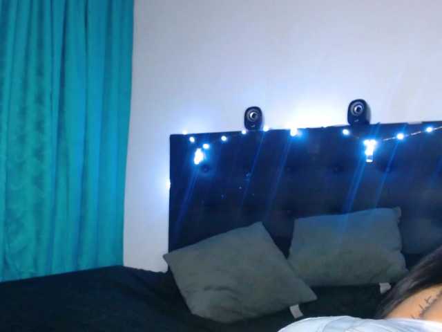 Емитовање снимка екрана Dreamgirl777