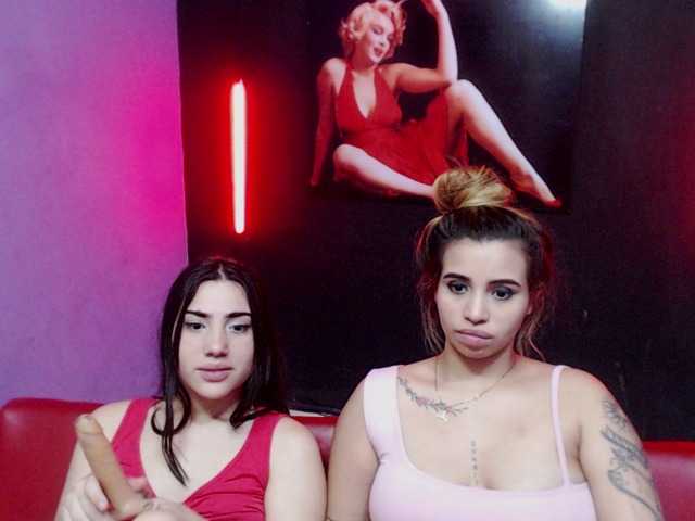 Фотографије duosexygirl hi welcome to our room, we are 2 latin girls, we wanna have some fun, send tips for see tittys, asses. kisses, and more