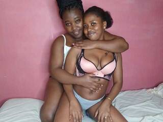 Еротски видео цхат EboniesBelle